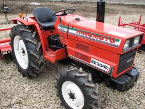 Tractor Hinomoto E2304DT
