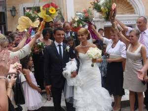 vand rochie de mireasa San Patrik Colectia 2010 model Epico