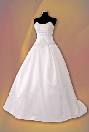 vand rochie mireasa Demetrios NOUA