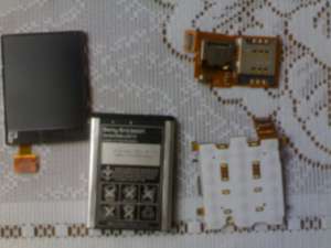 vand mai multe piese pentru nokia 6500 sau sony ericsson w350