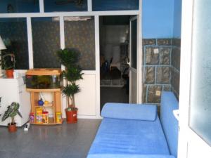 Vand casa cu activitati comerciale PRET CRIZA!