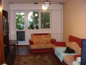 Vand urgent apartament 3 camere