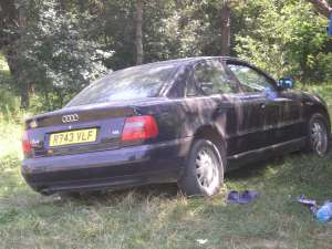 vand audi a4 cu volan pe dreapta