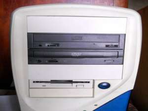 Vind Pentium 4 - 200 RON