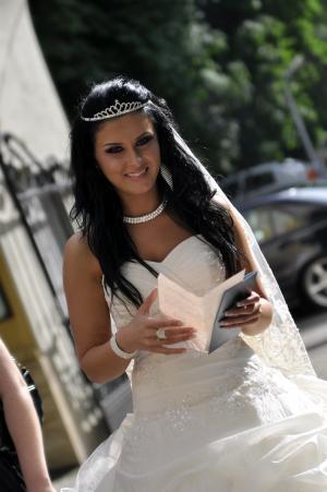 Vand rochie de mireasa