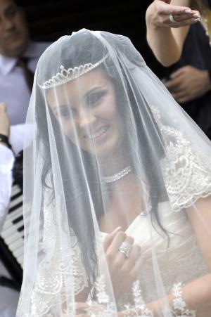 Vand rochie de mireasa