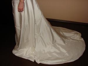 rochie mireasa deosebita