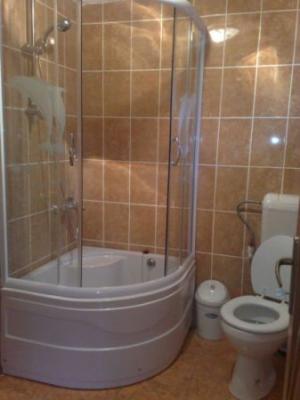 cazare IEFTINA  moeciu: pensiunea Maria