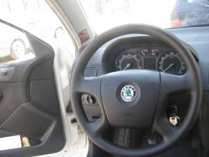 Vand Skoda Fabia 2007 1.2  Benzina