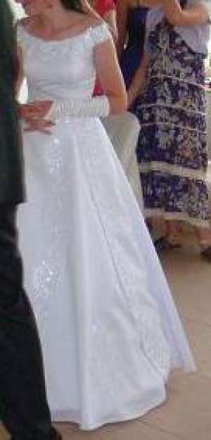 vand rochie de mireasa
