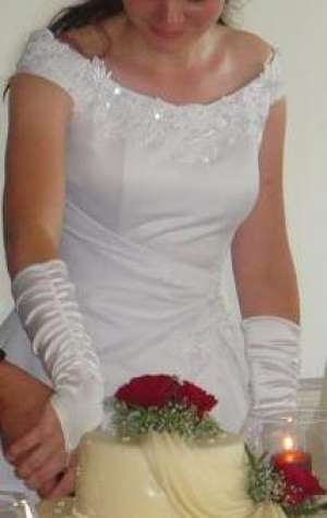 vand rochie de mireasa