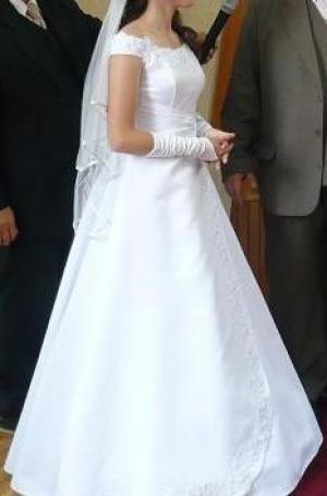 vand rochie de mireasa