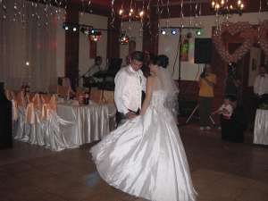 vand rochie de mireasa