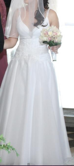 Vand rochie mireasa
