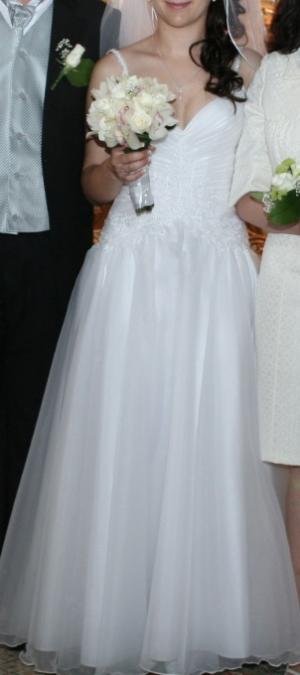 Vand rochie mireasa