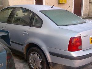 vand VW PASSAT `98 diesel VOLAN DREAPTA