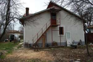 Vand casa Titu