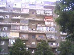 2 cam,     ultracentral,     Deva,     b-dul Decebal,     Mall,     piata