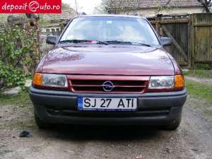 Opel Astra F Caravan vand sau schimb vw passat neinmatriculat