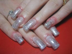 EXTENSII UNGHII CU GEL