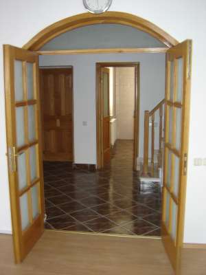 Inchiriez vila,     zona Razoare,     250 mp,     8 camere