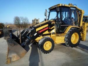 INCHIRIEZ BULDOEXCAVATOR CAT 428