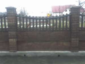 matrite pentru gard din beton