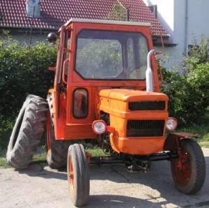 Vand tractor U445