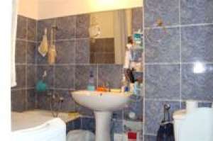 vanzare apartament 3 camere