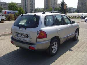 Vand Hyundai Santa Fee suv an 2001 pret 3900 euro neg.