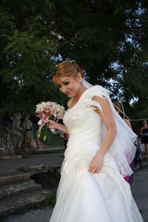 Vand rochie de mireasa Nanette