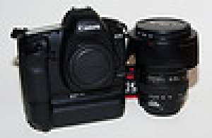 Canon EOS 5D Mark II 21MP DSLR Camera