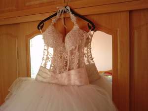 vand rochie mireasa tip PRINTESA
