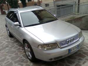 audi a 4 quattro