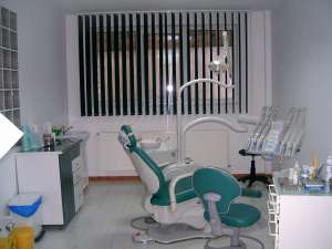 vand cabinet stomatologic