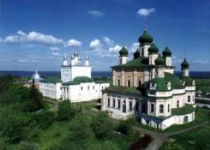 Pelerinaj �n Rusia Centrală CERCUL DE AUR