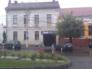 vand spatiu com ultracentral in Reghin 150mp oferta speciala