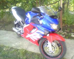 vand honda cbrf 600