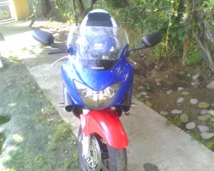 vand honda cbrf 600