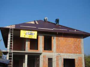 montaj tabla lindab si ferestre velux