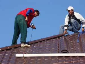 montaj tabla lindab si ferestre velux