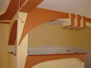 Construim,  amenajam,  renovam