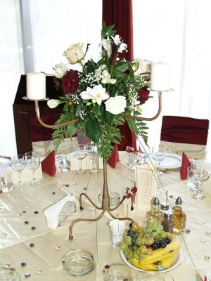 DECORATIUNI FESTIVE