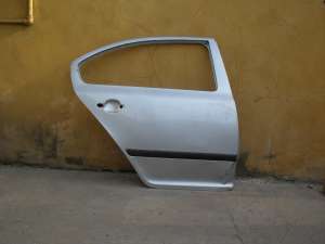 CAPOTE, ARIPI, TRAGAR ORIGINALE SECOND HAND -SKODA, OPEL, FORD