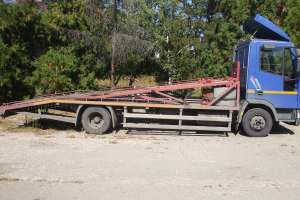 vand camion iveco+remorca auto