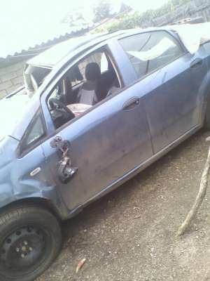 fiat linea masina avariata .pt piese
