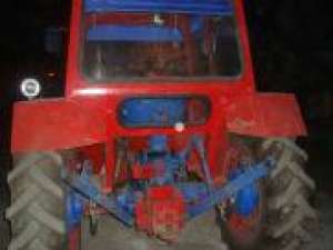 vand tractor u445