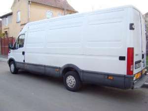 Transport marfa si efectuez mutari cu duba mercedes sprinter maxi lung de 3.5t