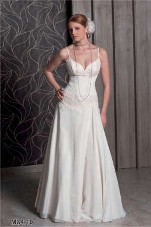 Vand rochie mireasa