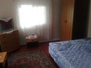 VAND CASA ZONA DE MUNTE ALTITUDINE 650 METRI